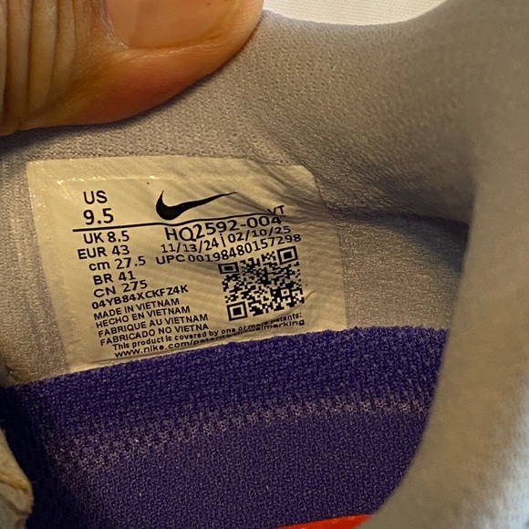 Nike Pegasus Premium Men’s Gray and Purple Sneakers - Picture 11 of 15